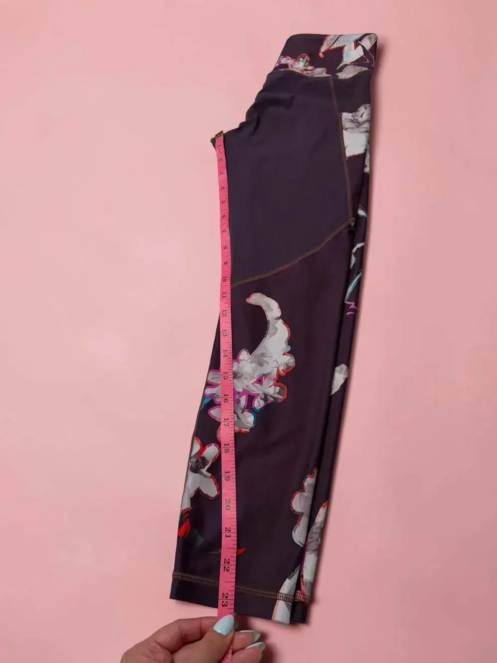 Athleta Salutation Stash Pocket Floral 7/8 Leggings‎ Size S